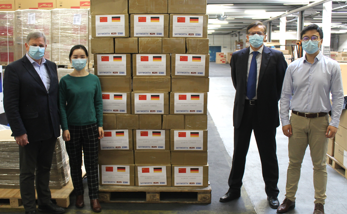Metz donates 45,000 protective masks